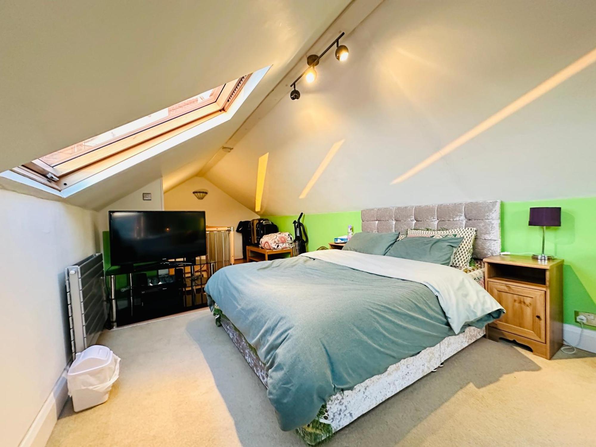 Alloggio in famiglia One Double And One Spacious Attic In Shared House, Free Wifi, Free Parking, Amazing View Chesterfield